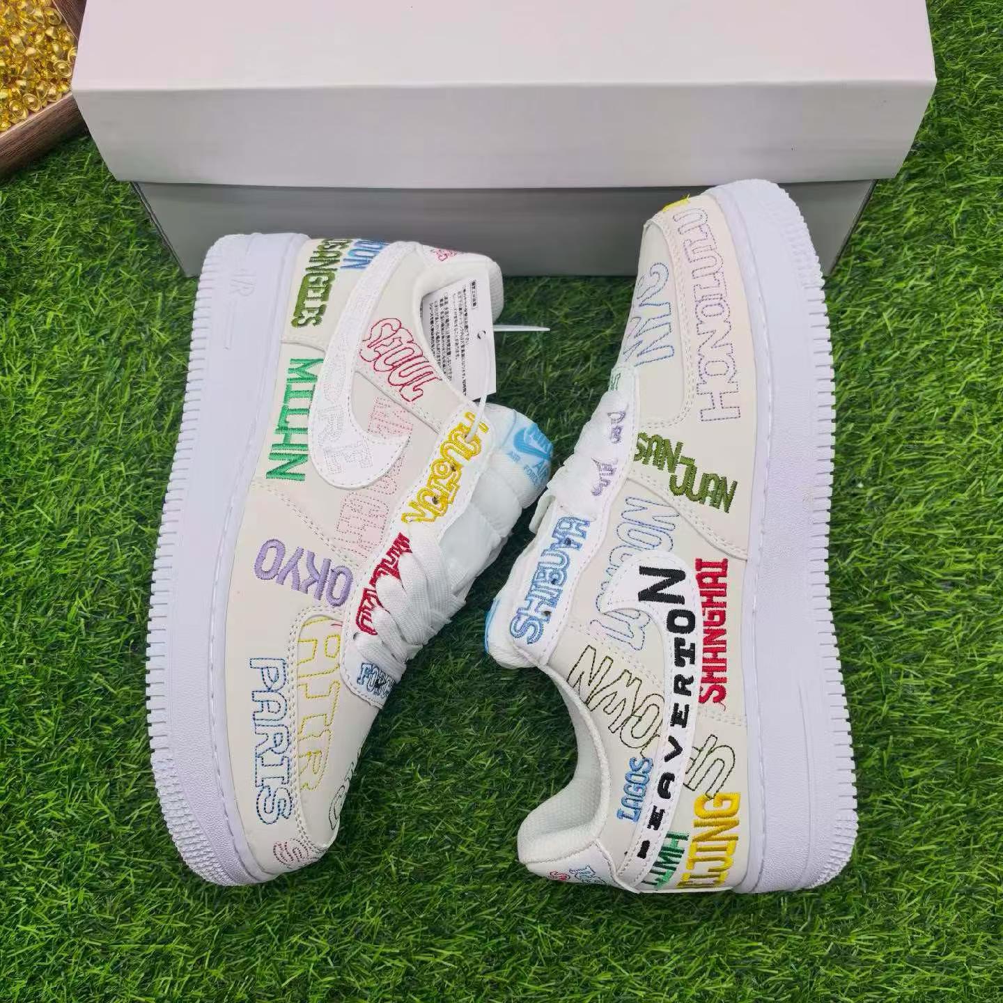Sneaker